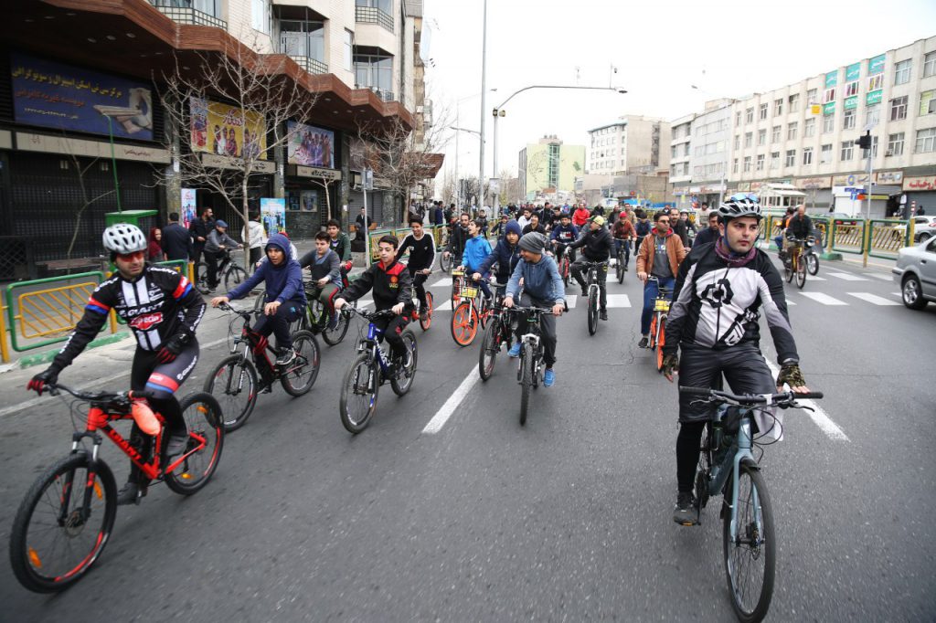 ایجاد محورهای دوچرخه سوا ری در مرکز تهران