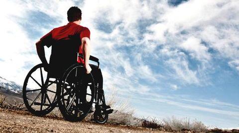 ارائه خدمات سلامت محور به افراد دارای معلولیت و توان یاب منطقه 3