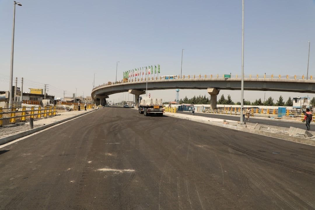 بهسازی جاده قدیم قم - تهران با صرف بیش از ۳ هزار تن آسفالت