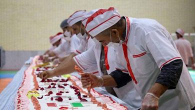 جشن میلاد کریم اهل‌بیت (ع) با کیک تولد ٢٠٠٠ کیلوگرمی درافطارخونه طهران